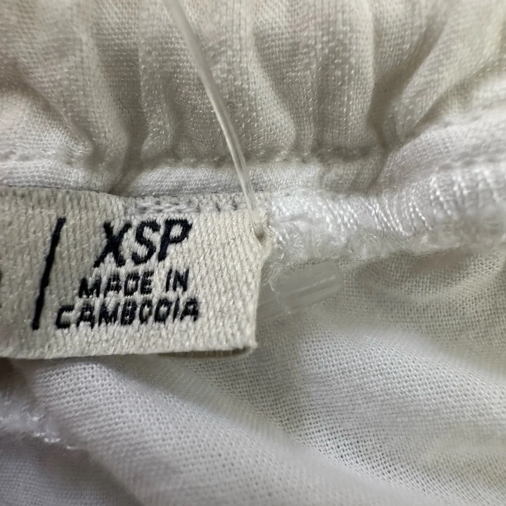 Abercrombie & Fitch White Garment - Picture 6 of 6